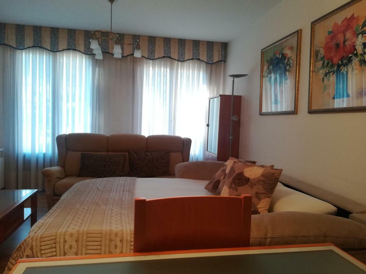 Apartamento "Paseo Del Sauco" Эскарай Экстерьер фото